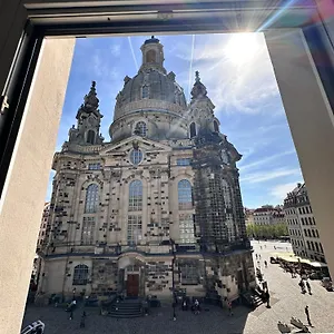 Familienapartment Muenzgasse Mit Blick Zur Frauenkirche Dresden