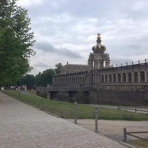 Apartment Am Zwinger 2, Dresden